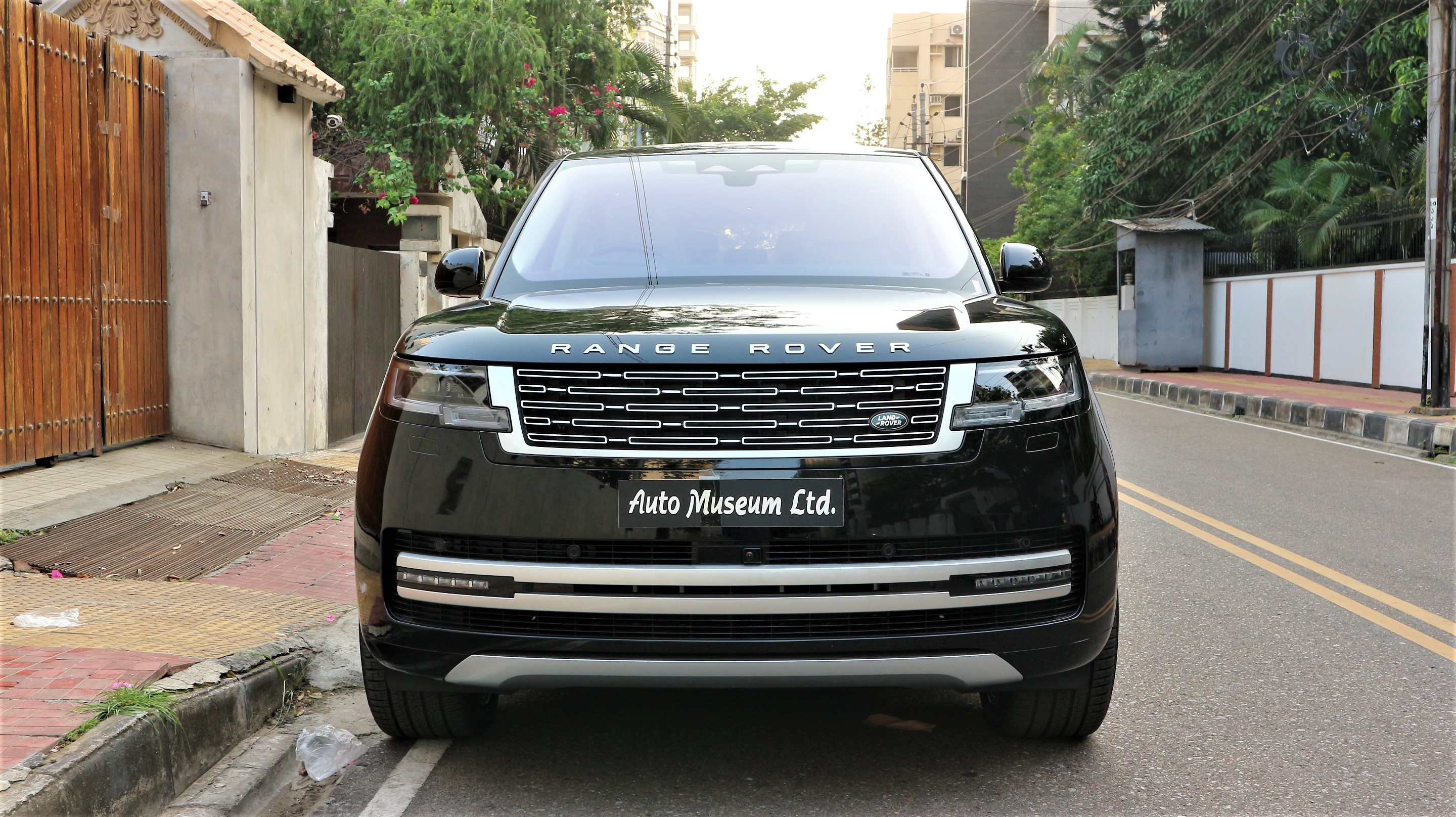 RANGE ROVER AUTOBIOGRAPHY, The Model Year 2023.